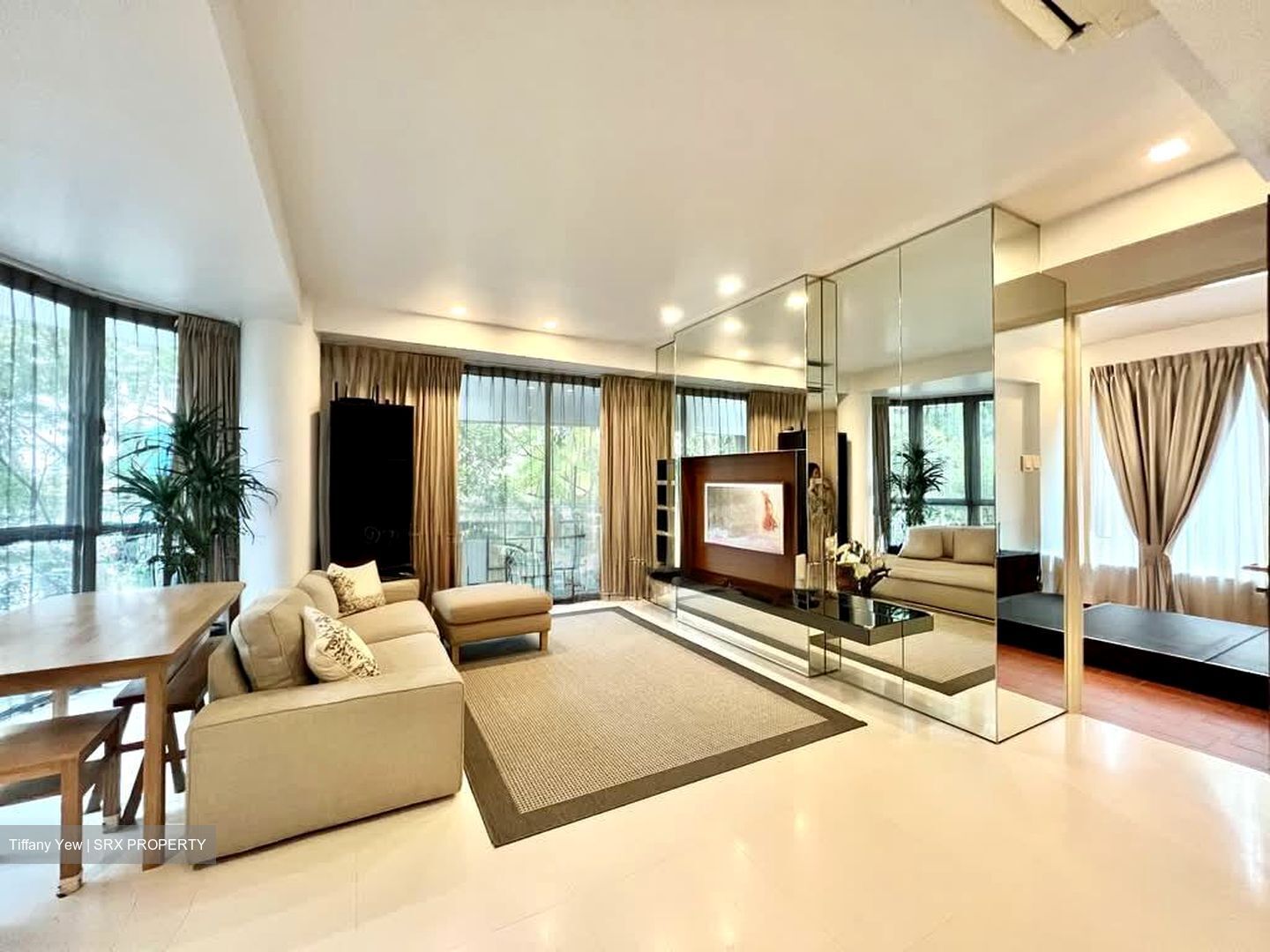 Emily Residence (D9), Apartment #567468721